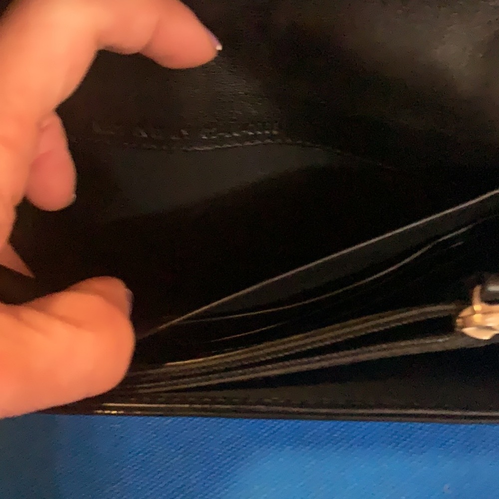Dior signature Patent Leather Wallet - Picture 12 of 12